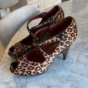 Stylish Leopard Print Peep Toe Heels